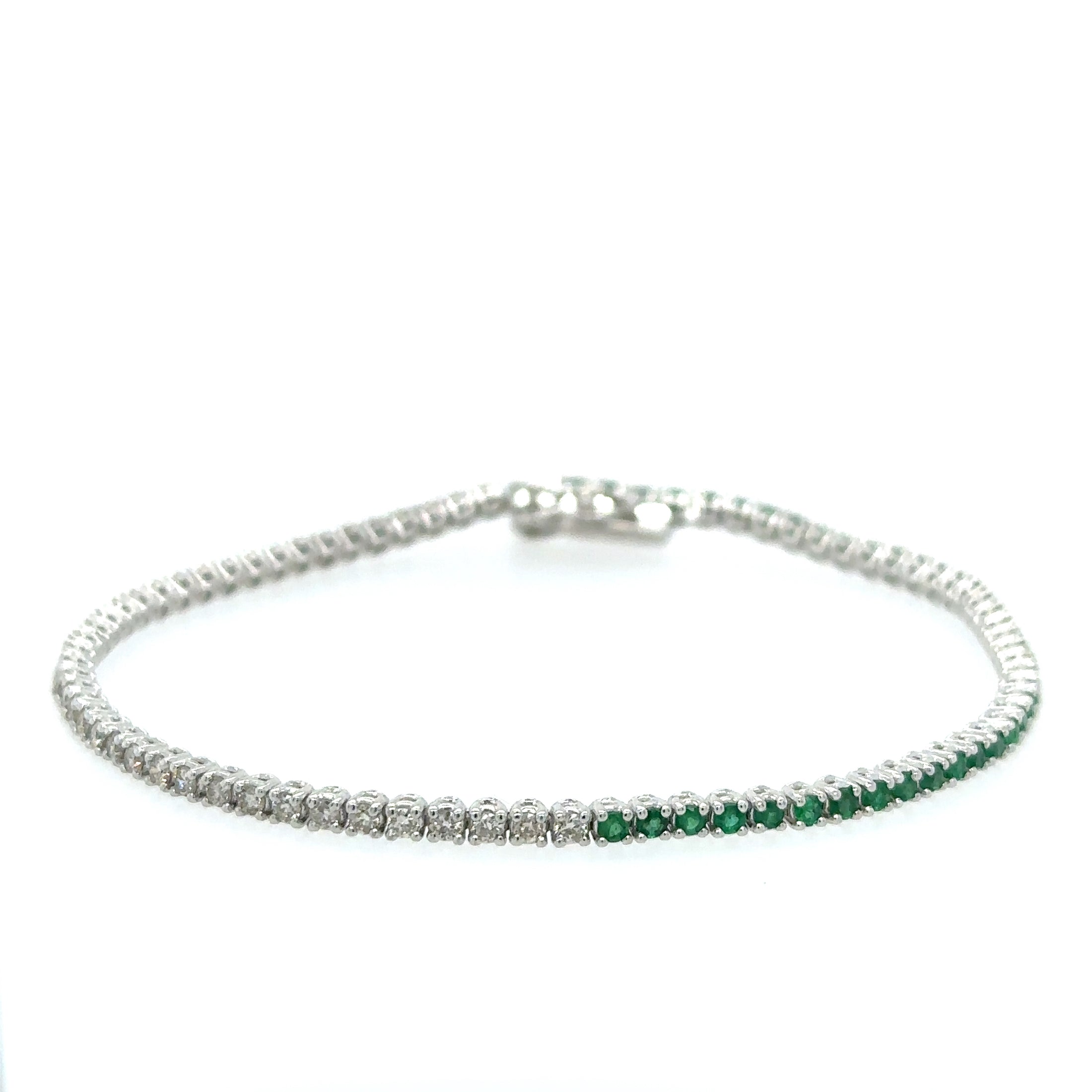 Brazalete De Tenis Con Esmeralda Y Diamantes En Oro Blanco De 14K, 1,54 Tcw