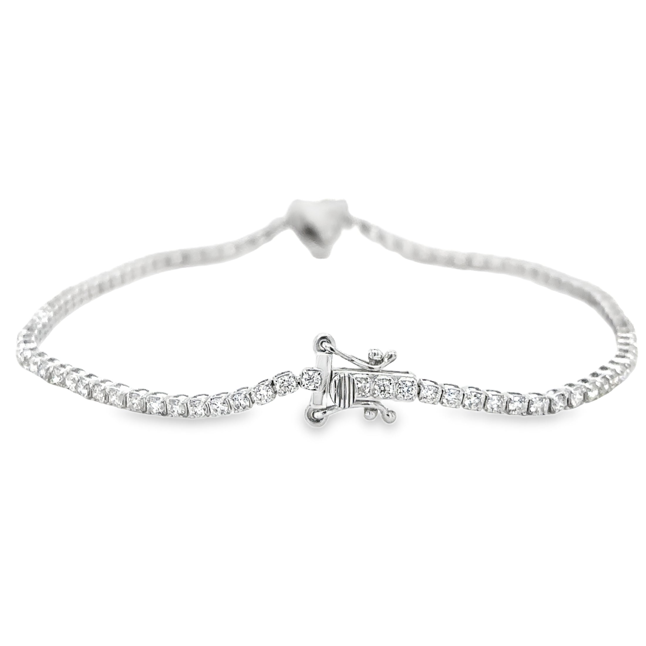 Brazalete De Tenis Con Forma De Corazón Y Diamantes En Oro Blanco De 14K, 1,57 Tcw