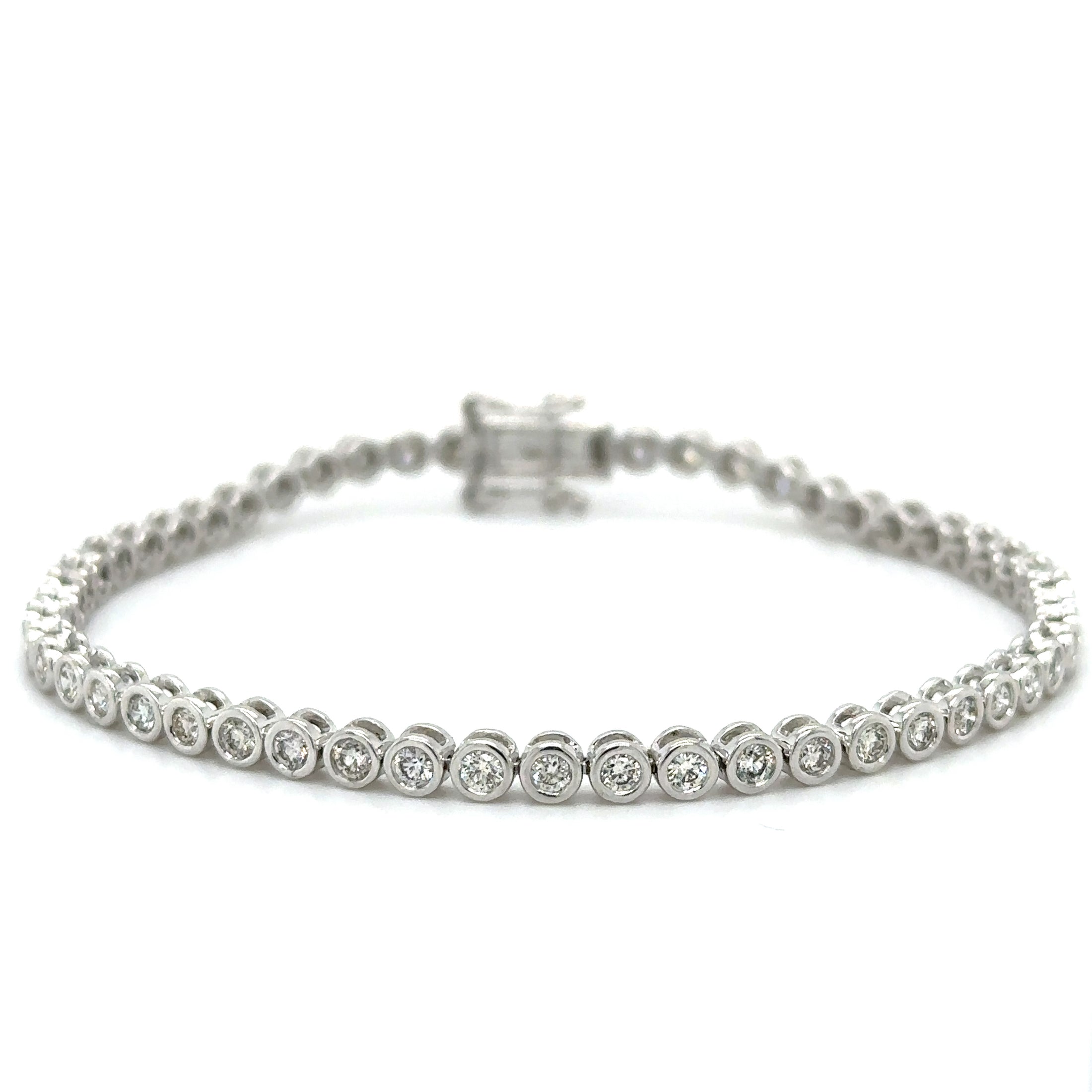 Pulsera Tennis Bisel de Diamante 2 CT. en Oro Blanco de 14K