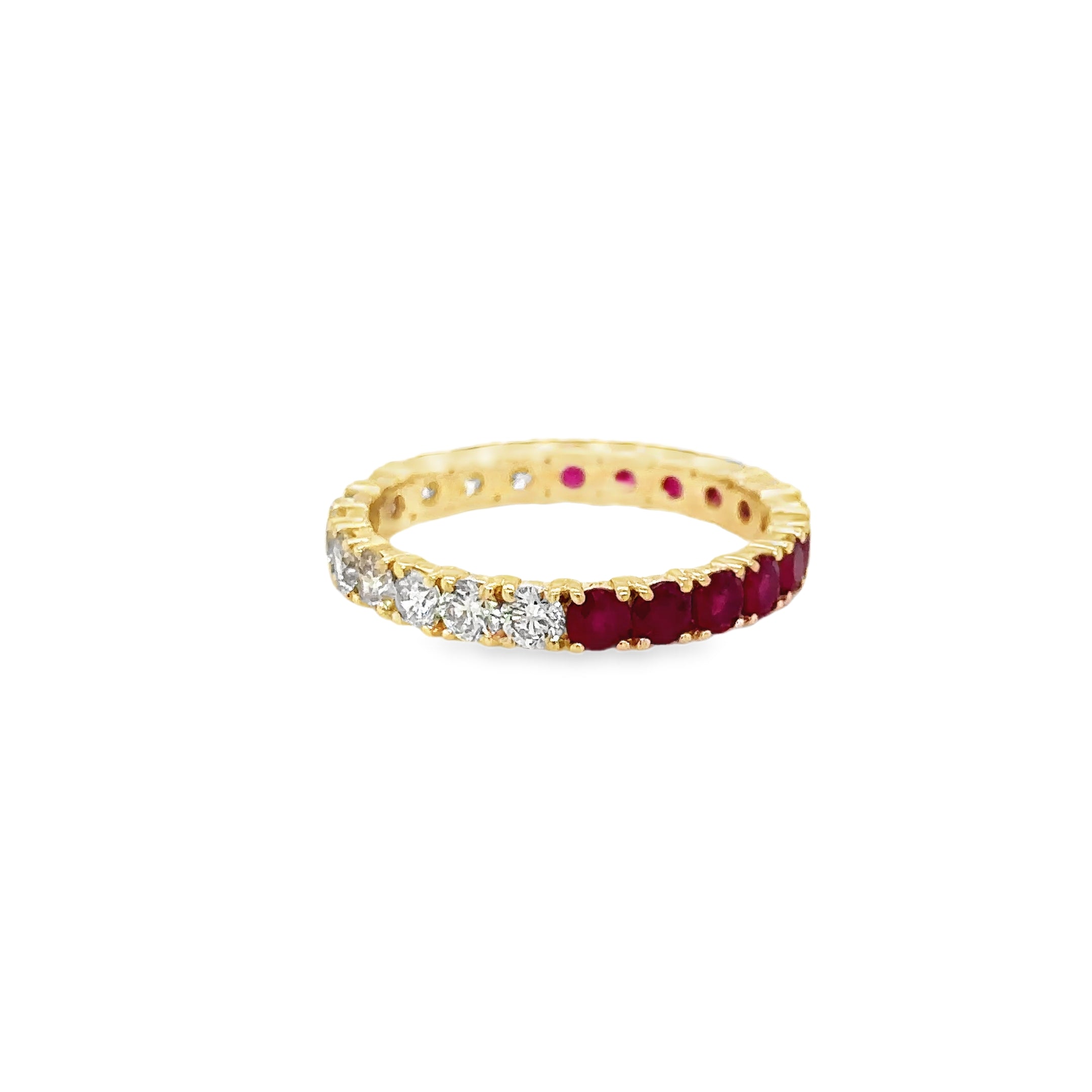 Anillo De Oro Amarillo De 14Kt Con Rubí Y Diamantes, 2.19 CT