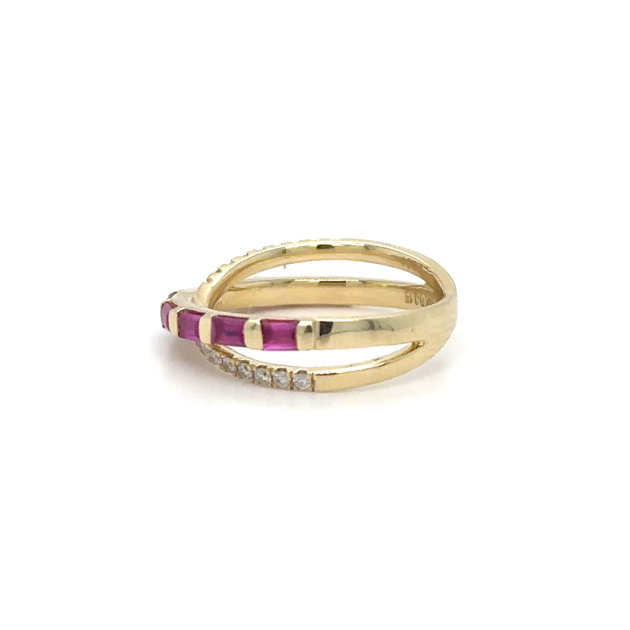 Anillo De Oro Amarillo De 14Kt Con Zafiro Rosa Y Diamantes, 1.09 CT