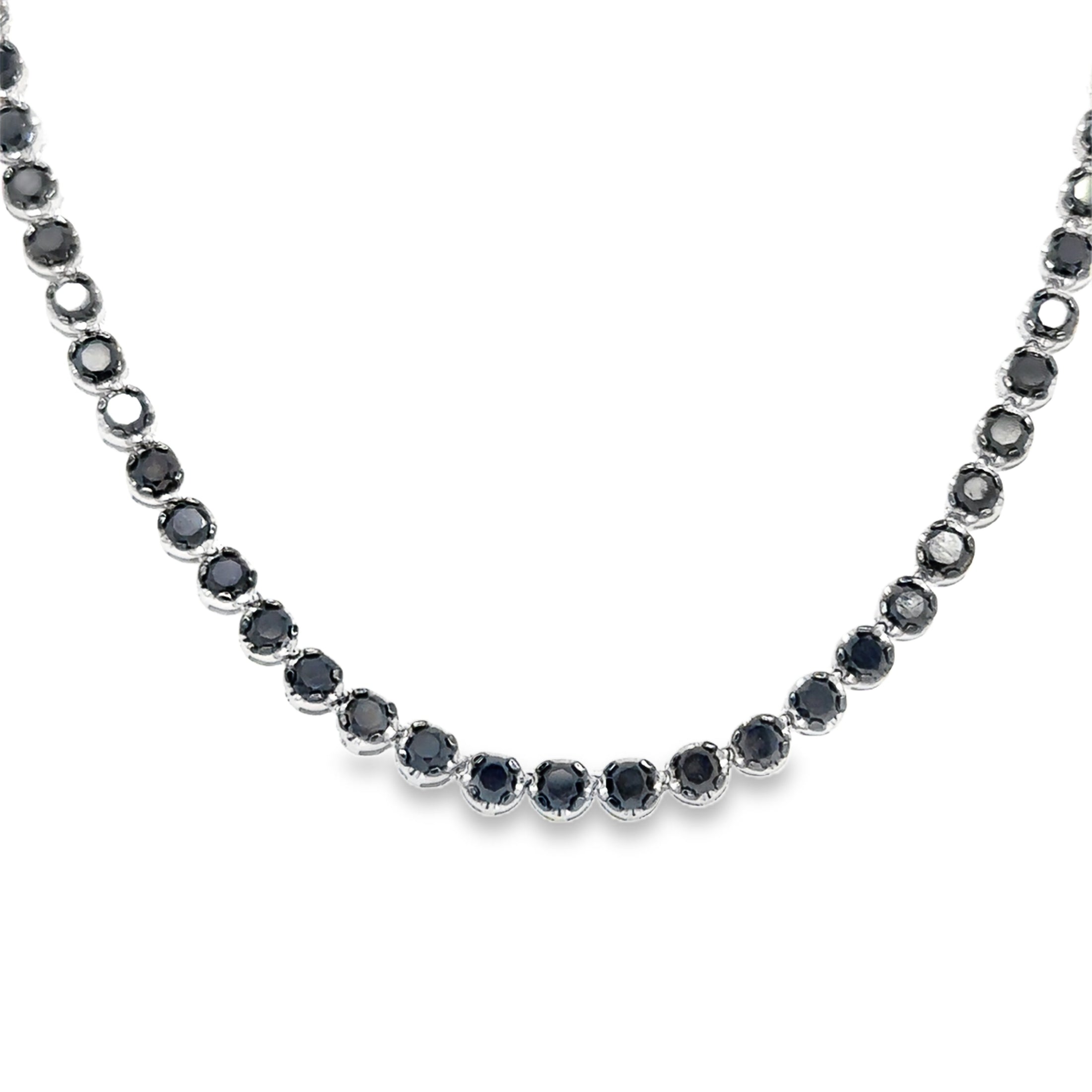 Collar Tennis de Diamante Negro 8.06CT. En Oro Blanco de 14K