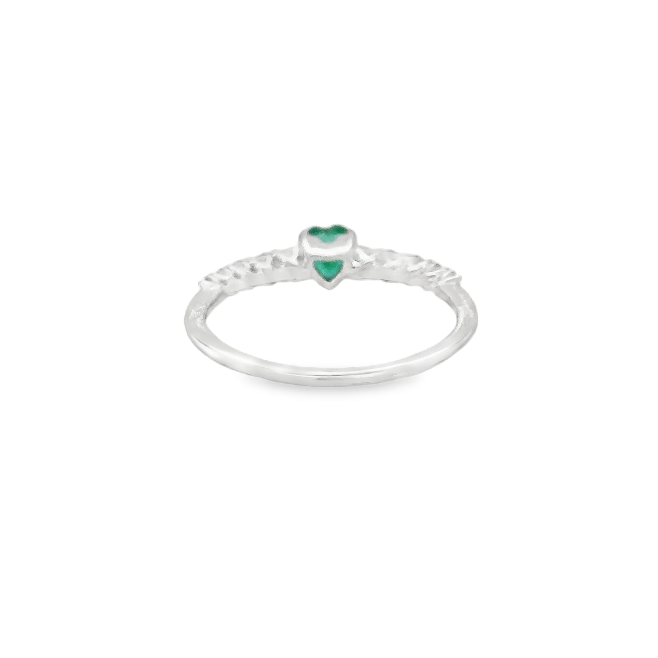 Anillo En Oro Blanco De 18Kt Con Esmeralda Y Diamantes, 0.71 CT