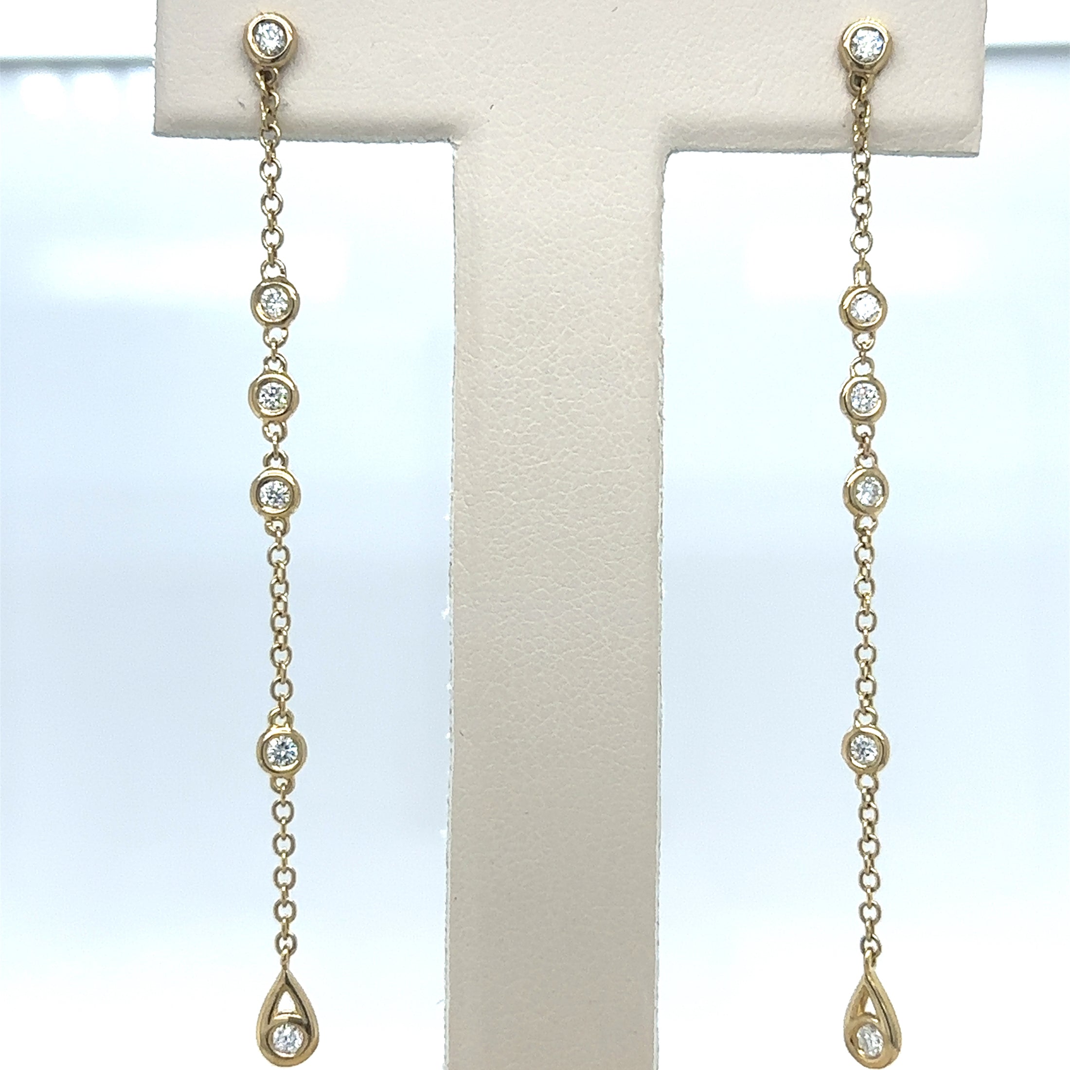 Pendientes De Oro Amarillo De 14Kt Con Diamantes, 0.46 CT