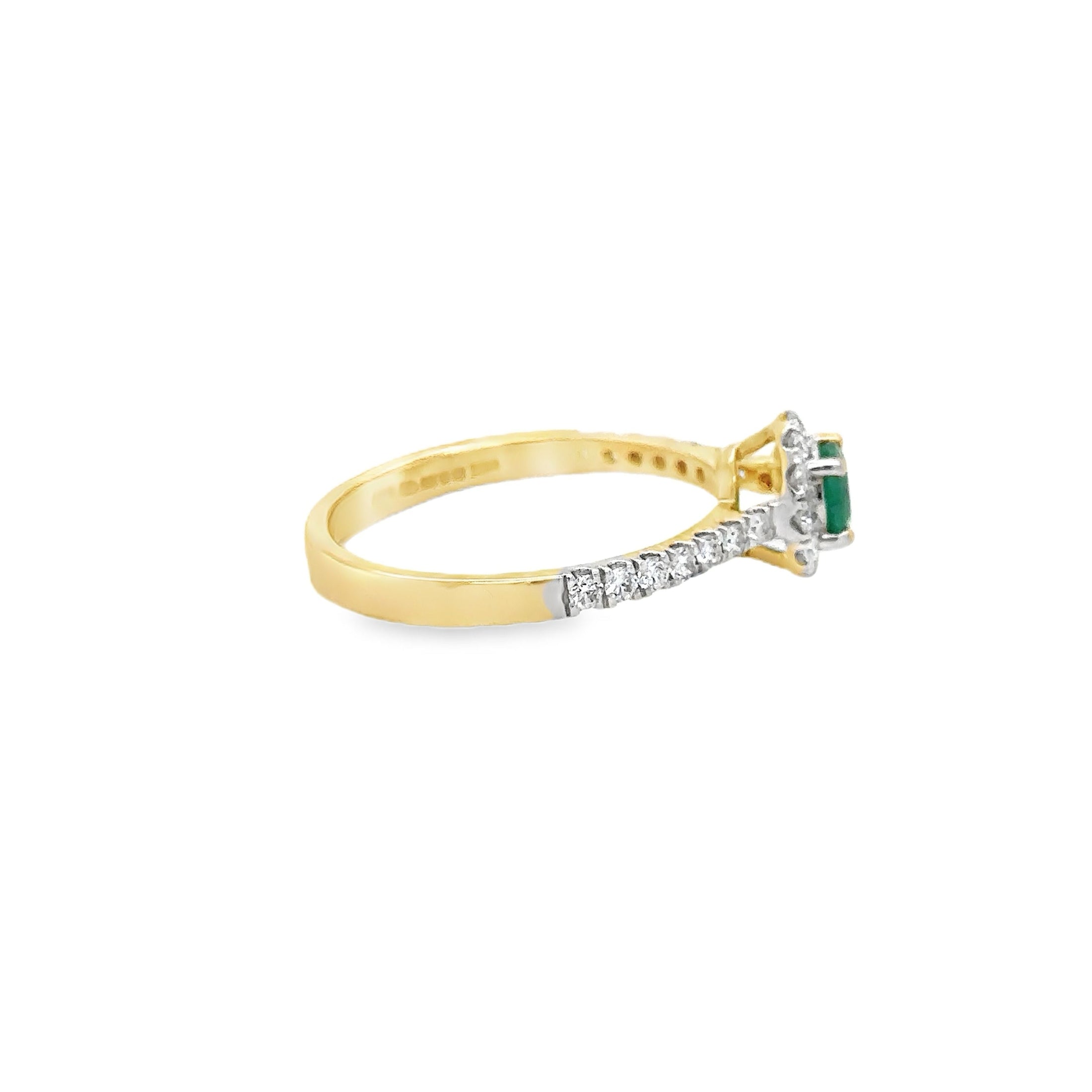 Anillo De Oro Amarillo De 14Kt Con Esmeralda Y Diamantes, 0.68 CT