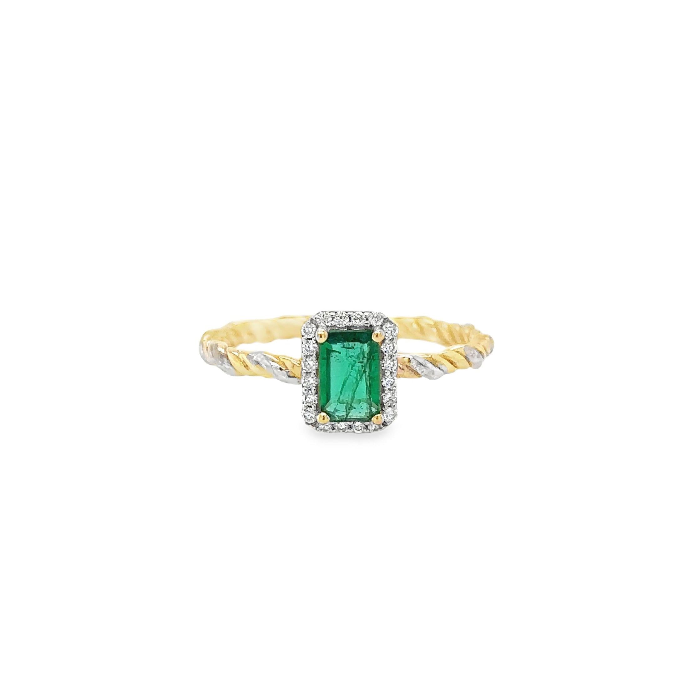 Anillo De Oro Amarillo De 14Kt Con Esmeralda Y Diamantes, 0.54 CT